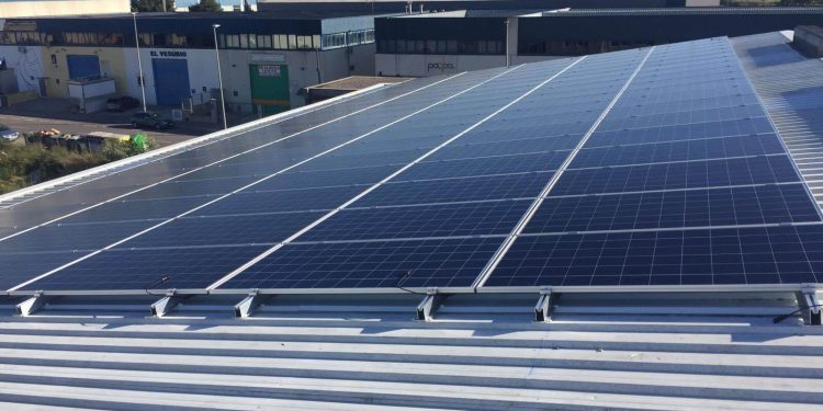 Instalación fotovoltaica de Benipan