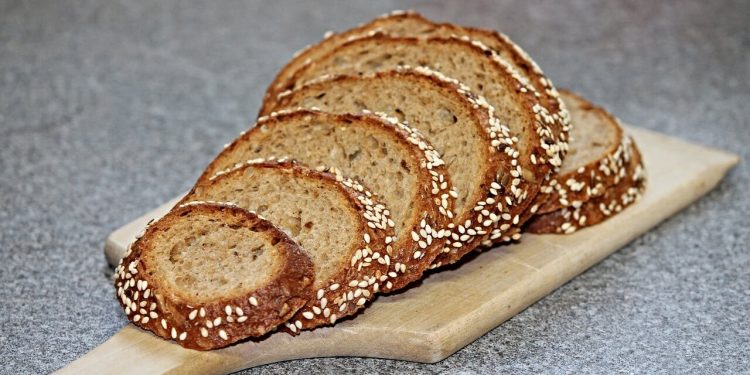 La OCU solicita ampliar la normativa del pan a los integrales