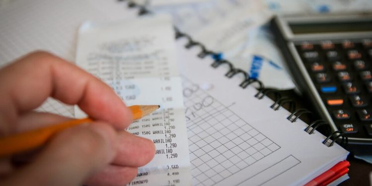 Gasto. Fuente: LMI Waiver (https://lmiwaiver.com/) NO USAR