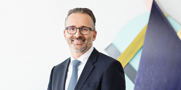 Carsten Knobel