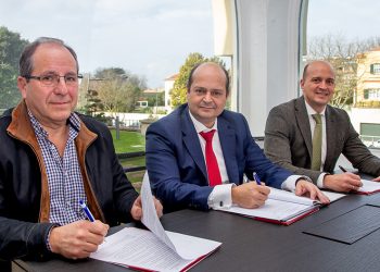 Firma de adquisición