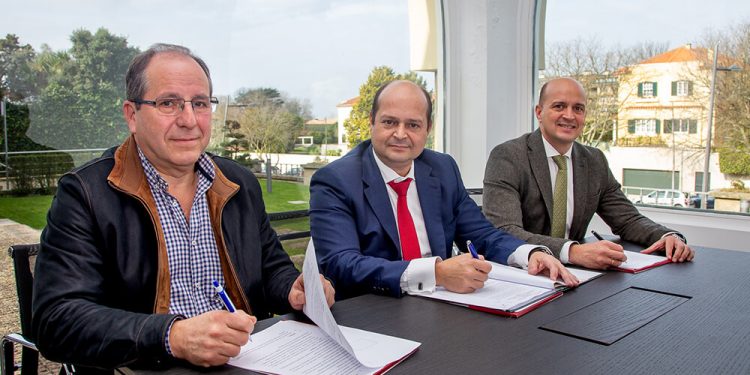 Firma de adquisición