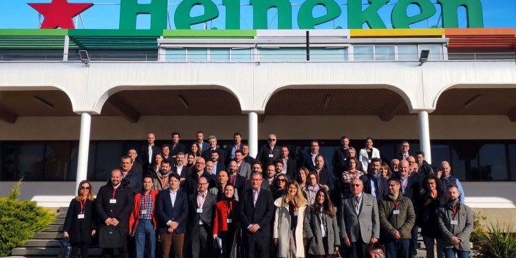 Heineken Cluster del envase