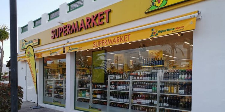 Hiperdino tienda