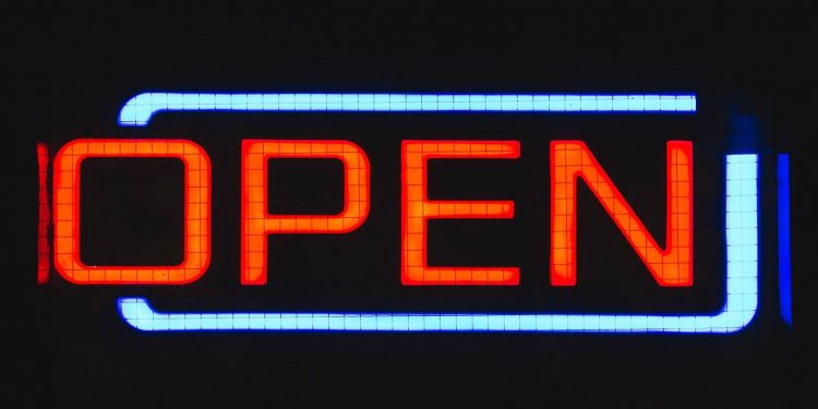 Comercio abierto