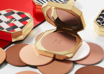 Carolina Herrera se adentra en el mundo del maquillaje