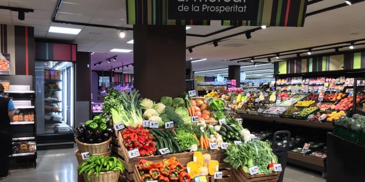 Caprabo amplía su presencia en Barcelona con una nueva tienda