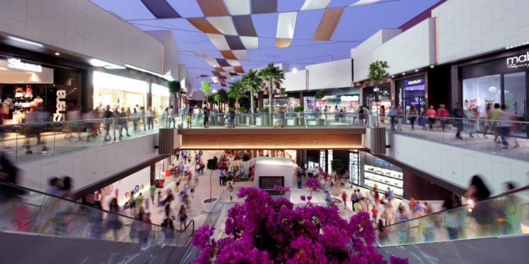 Centro comercial-Carmila