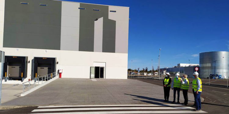 Merlin Properties finaliza la construcción de una macronave para Carrefour en Guadalajara