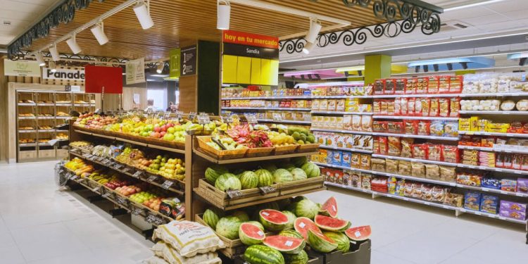 HiperDino refuerza su red de tiendas en Fuerteventura  
