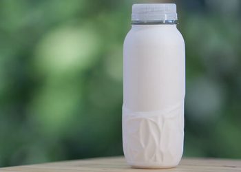 Coca-Cola muestra su primer prototipo de botella de papel