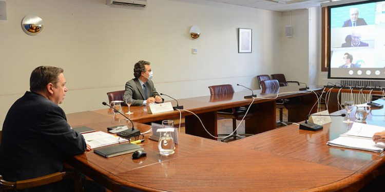 Planas analiza con Asedas los retos futuros de la cadena agroalimentaria