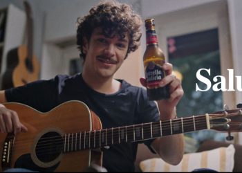 Estrella Galicia invita a brindar por la salud esta Navidad 