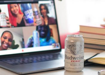 AB InBev recortó su facturación un 10,4% en 2020
