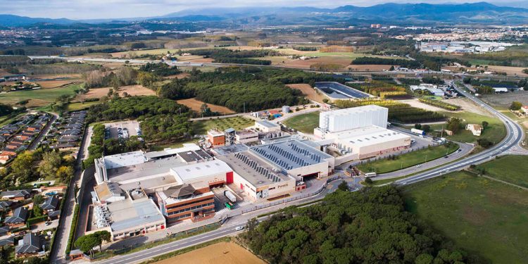 Puratos dobla su producción tras invertir tres millones en una nueva línea de masas madre