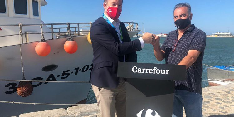 Carrefour renueva su apoyo al sector pesquero español en 2021