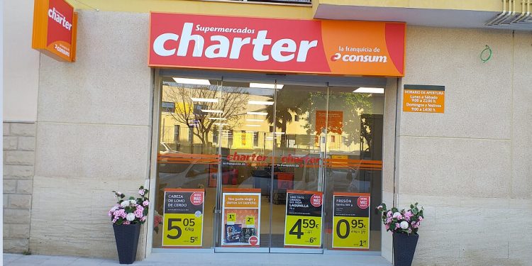 Consum suma dos nuevos Charter en Valencia y Barcelona