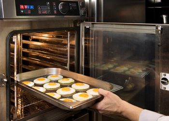 Angulas Aguinaga se hace con la patente de huevo frito congelado y refrigerado