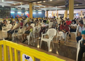 El centro comercial Águilas Plaza de Murcia se convierte en punto de vacunación