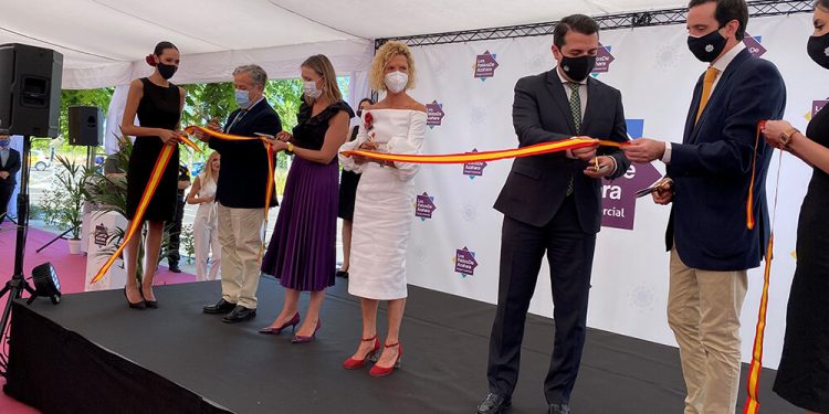 Abre sus puertas el parque comercial Los Patios de Azahara en Córdoba