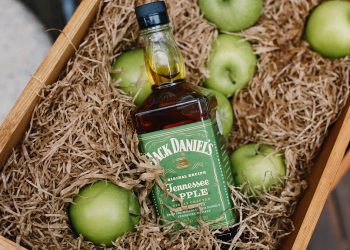 Jack Daniel’s presenta su nuevo whiskey con sabor a manzana