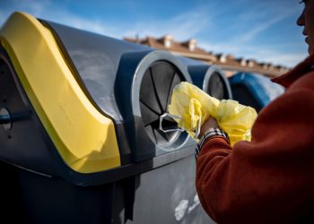 contenedero amarillo