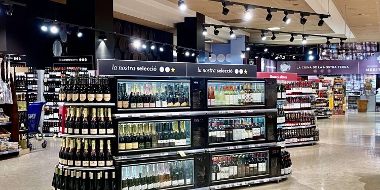 Caprabo incrementa su surtido hasta las 12.500 referencias