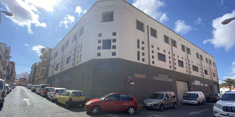 HiperDino adquiere el antiguo Cash Diplo de Telde