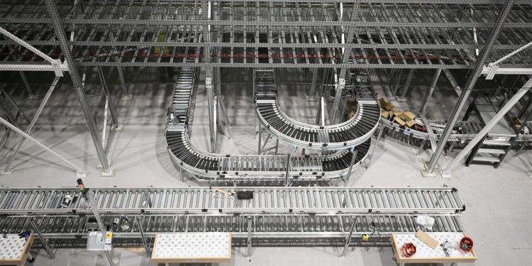 HiperDino automatiza su principal centro logístico