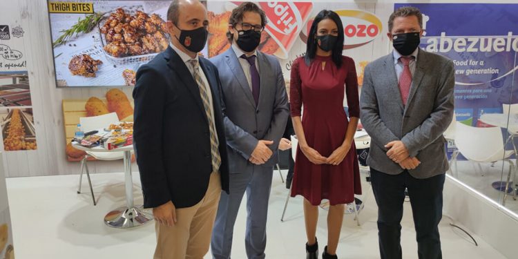 El stand de Fripozo ha sido visitado por importantes autoridades de la Región de Murcia