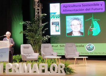 Silvana Nikola, durante la I Cátedra Primaflor y Universidad de Almería