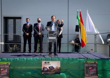 Fernández Vara en Dibe