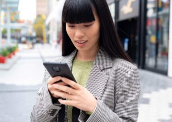 Westfield Whatsapp shop