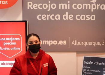 Punto de recogida de Alcampo en la calle Albuquerque (Madrid)
