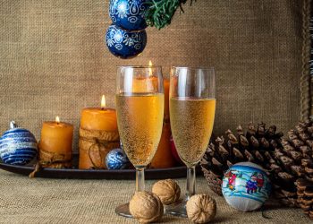 Fragancias, champán y turrones, los productos navideños que más incrementan sus precios