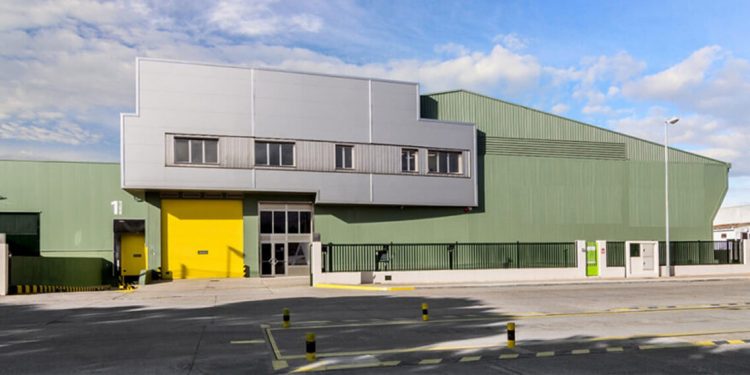 Nave de Intersur en Tordesillas