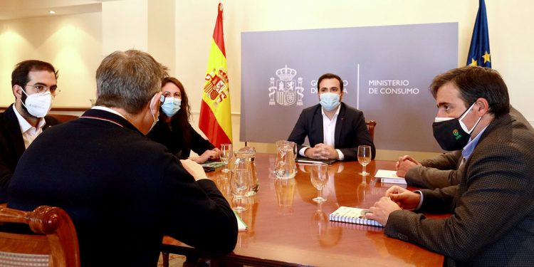 Reunión Garzón y UPA