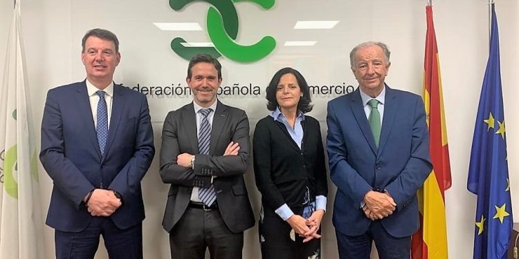 AEF se adhiere a la Confederación Española de Comercio