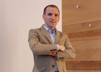 Alberto González, director comercial de Angulas Aguinaga