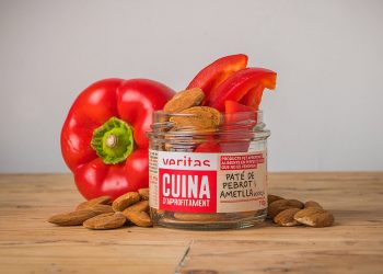 Paté de pimiento y almendras de Veritas