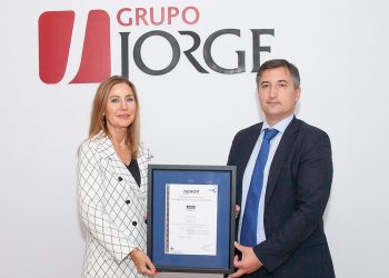 Entrega certificado Grupo Jorge