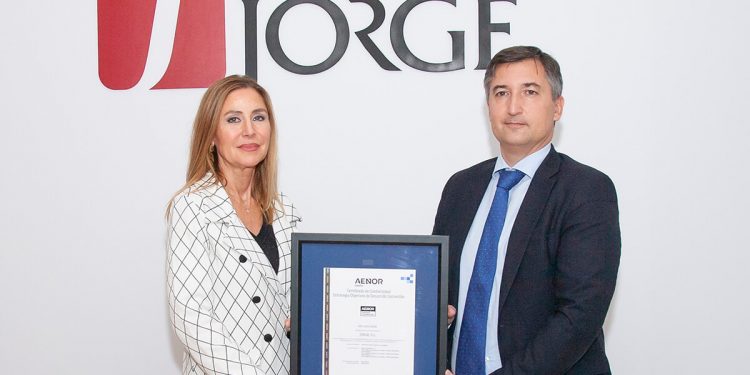 Entrega certificado Grupo Jorge