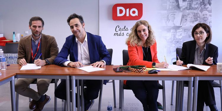 Firma Convenio Dia