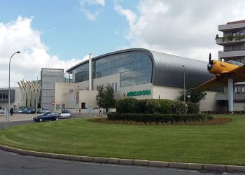 Centro comercial Leon Plaza