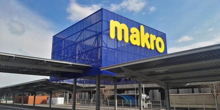 Makro