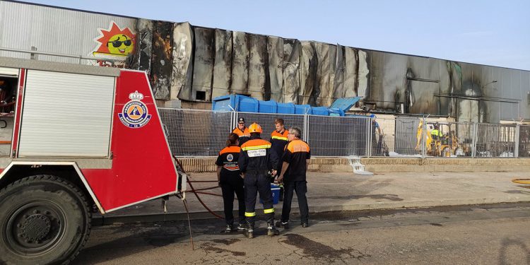 Se incendia la fábrica de Tosfrit en Ciudad Real