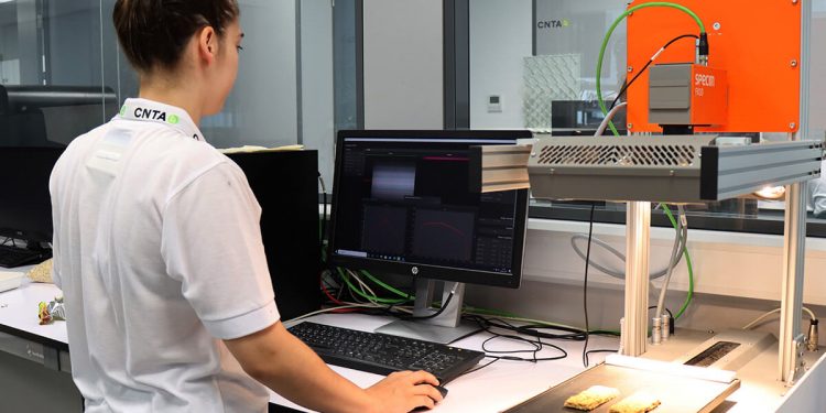 Camara Hiperespectral- CNTA