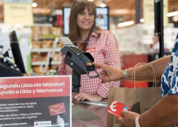 Eroski extiende su compromiso humanitario con la ayuda para los damnificados en Libia