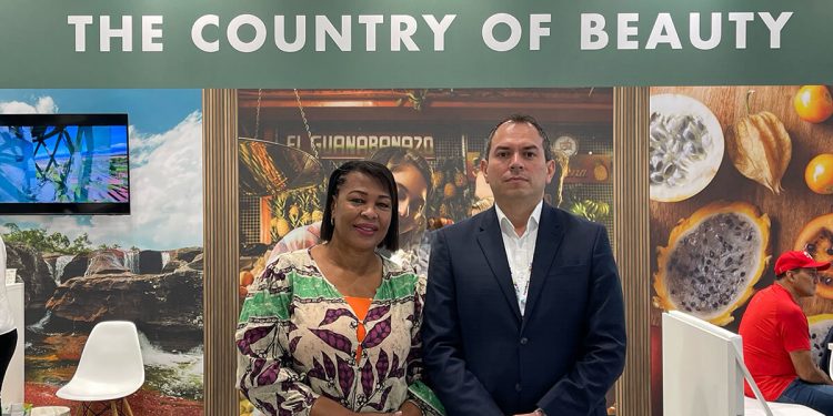 El sector bananero de Colombia pide al mercado europeo garantizar la sostenibilidad laboral