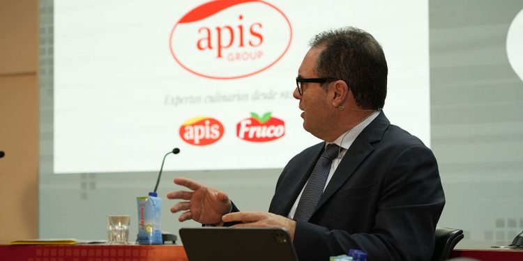 Eduardo Fernandez-Apis